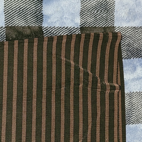 Vintage. Made in USA. Chico's Design. 5 % spandex. Women's v-neck size 0. - Picture 4 of 14